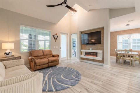 Villa ou maison à vendre à Daytona Beach, Floride: 2 chambres, 121.52 m2 № 1837514 - photo 15