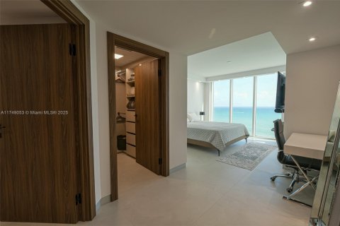 Снять в аренду квартиру в Санни-Айлс-Бич, Флорида 2 спальни, 148.83м2, № 1698407 - фото 11