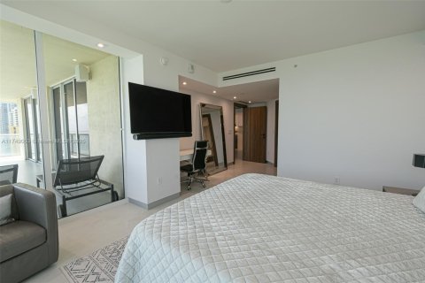 Снять в аренду квартиру в Санни-Айлс-Бич, Флорида 2 спальни, 148.83м2, № 1698407 - фото 14