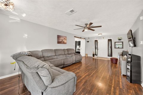 Villa ou maison à vendre à Ocala, Floride: 2 chambres, 125.79 m2 № 2388777 - photo 6