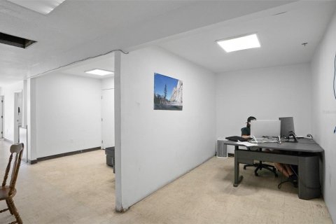Immobilier commercial à louer à Ocala, Floride: 1816.7 m2 № 1525476 - photo 22
