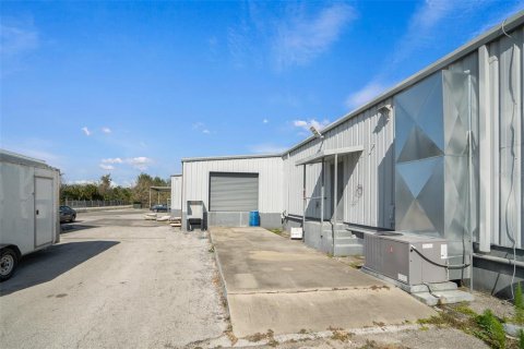 Immobilier commercial à louer à Ocala, Floride: 1816.7 m2 № 1525476 - photo 26