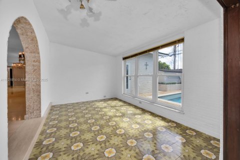 Купить виллу или дом в Майами, Флорида 3 спальни, 204.48м2, № 1783636 - фото 12