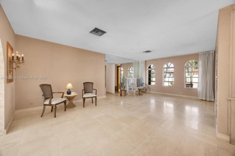 Купить виллу или дом в Майами, Флорида 3 спальни, 204.48м2, № 1783636 - фото 6