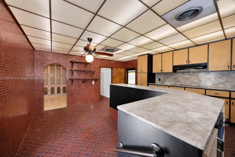 Купить виллу или дом в Майами, Флорида 3 спальни, 204.48м2, № 1783636 - фото 10