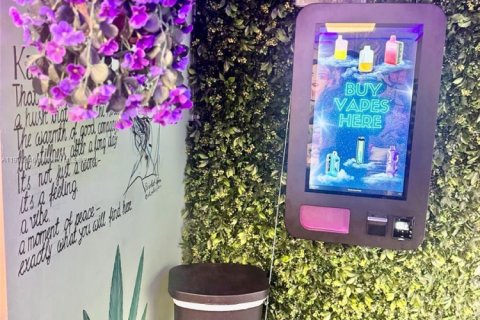 Купить коммерческую недвижимость в Норт-Майами-Бич, Флорида № 1955743 - фото 5