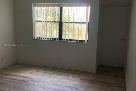 Copropriété à vendre à Weston, Floride: 2 chambres, 102.75 m2 № 1959701 - photo 18