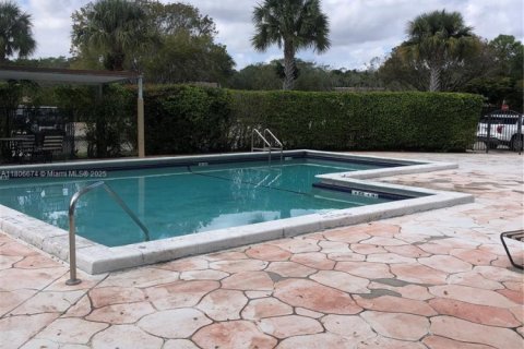 Copropriété à vendre à Weston, Floride: 2 chambres, 102.75 m2 № 1959701 - photo 3