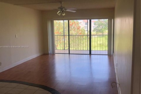 Copropriété à vendre à Weston, Floride: 2 chambres, 102.75 m2 № 1959701 - photo 7