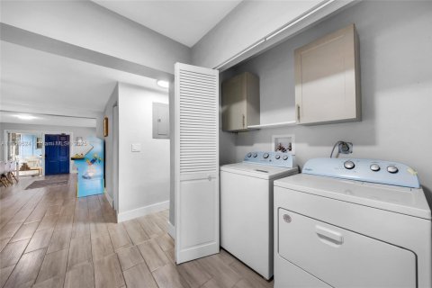 Купить виллу или дом в Форт-Лодердейл, Флорида 1 комната, 155.98м2, № 1920301 - фото 20