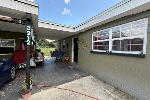 Casa en venta en Tampa, Florida, 3 dormitorios, 73.58 m2 № 2322522 - foto 10