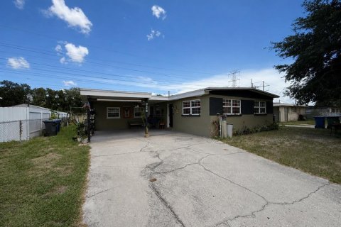 Casa en venta en Tampa, Florida, 3 dormitorios, 73.58 m2 № 2322522 - foto 2