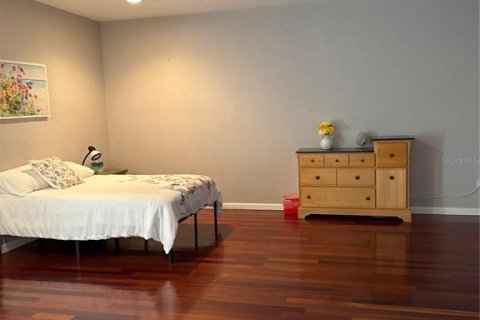House in Lutz, Florida 4 bedrooms, 228.54 sq.m. № 2218683 - photo 30