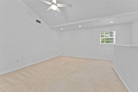 House in Lutz, Florida 4 bedrooms, 228.54 sq.m. № 2218683 - photo 16