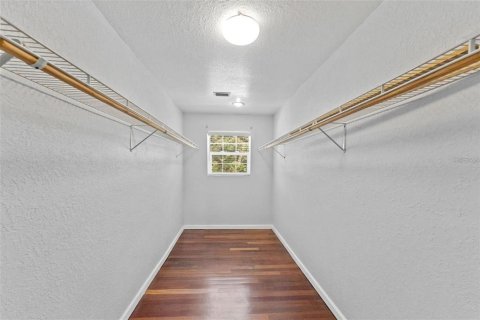 House in Lutz, Florida 4 bedrooms, 228.54 sq.m. № 2218683 - photo 23