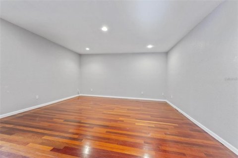 House in Lutz, Florida 4 bedrooms, 228.54 sq.m. № 2218683 - photo 28