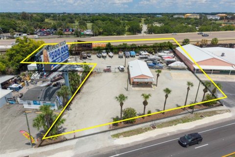 Commercial property in Orlando, Florida 3348.94 sq.m. № 2140427 - photo 18