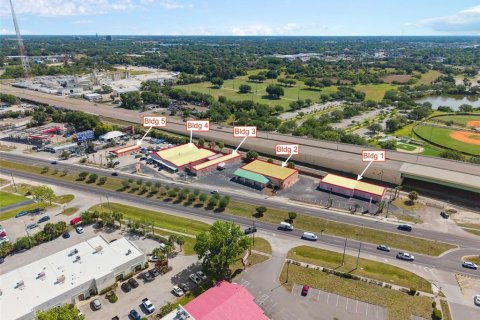 Commercial property in Orlando, Florida 3348.94 sq.m. № 2140427 - photo 5