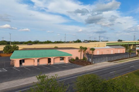 Commercial property in Orlando, Florida 3348.94 sq.m. № 2140427 - photo 13