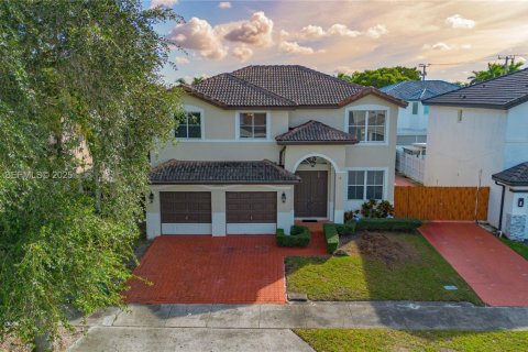 Casa en venta en Miami, Florida, 4 dormitorios, 180.23 m2 № 1967848 - foto 27