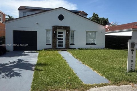 Villa ou maison à louer à Homestead, Floride: 3 chambres, 137.68 m2 № 2087576 - photo 2