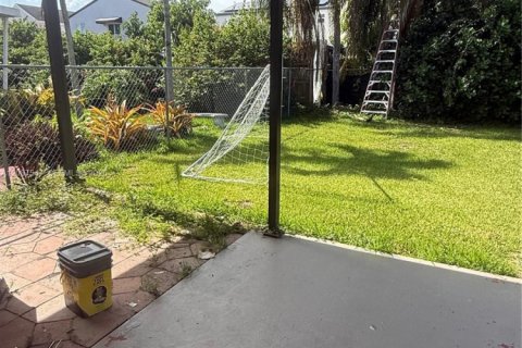 Villa ou maison à louer à Homestead, Floride: 3 chambres, 137.68 m2 № 2087576 - photo 19