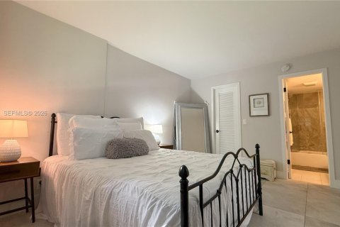 Купить кондоминиум в Дирфилд-Бич, Флорида 2 спальни, 90.12м2, № 2030252 - фото 22