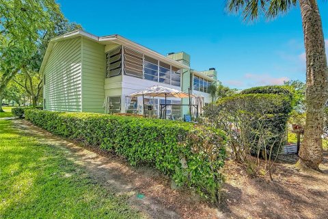 Condo in Ocala, Florida, 2 bedrooms  № 2148930 - photo 28