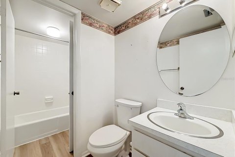 Condo in Ocala, Florida, 2 bedrooms  № 2148930 - photo 24