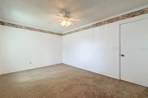 Condo in Ocala, Florida, 2 bedrooms  № 2148930 - photo 18