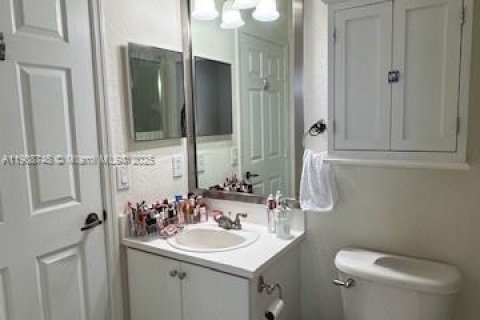 Купить таунхаус в Дорал, Флорида 3 спальни, 141.21м2, № 1964643 - фото 13