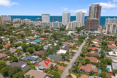 House in Lauderdale-by-the-Sea, Florida 3 bedrooms, 173.73 sq.m. № 2243356 - photo 10