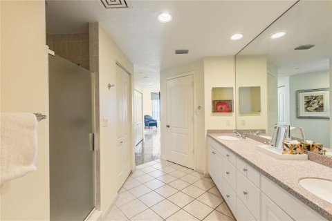 Condo in Clearwater, Florida, 2 bedrooms № 2233057 - photo 28