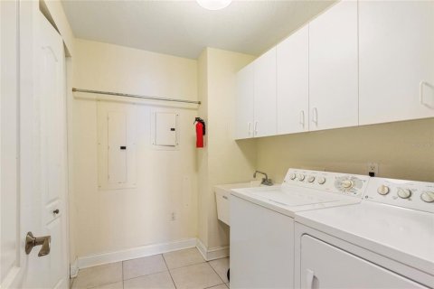 Condo in Clearwater, Florida, 2 bedrooms № 2233057 - photo 30