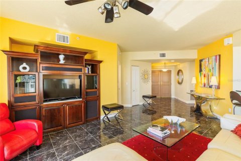 Condo in Clearwater, Florida, 2 bedrooms № 2233057 - photo 20