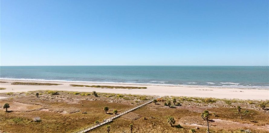Condo in Clearwater, Florida, 2 bedrooms № 2233057