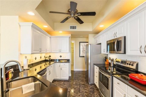 Condo in Clearwater, Florida, 2 bedrooms № 2233057 - photo 17