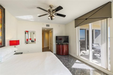 Condo in Clearwater, Florida, 2 bedrooms № 2233057 - photo 23