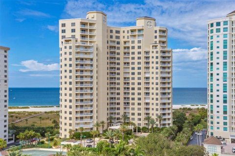 Condo in Clearwater, Florida, 2 bedrooms № 2233057 - photo 2