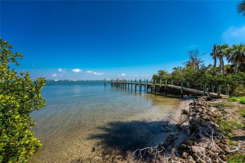 Terrain à Englewood, Floride № 2108902