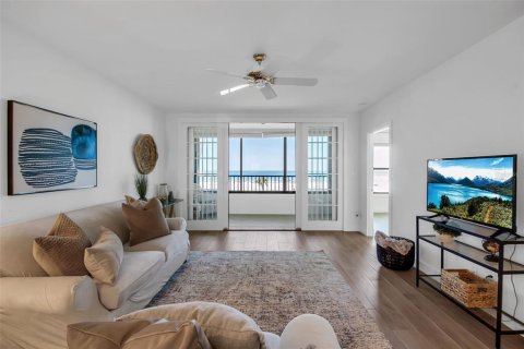 Condo in Sarasota, Florida, 2 bedrooms  № 1835372 - photo 14