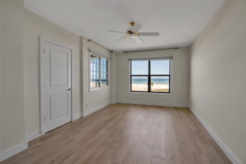 Condo in Sarasota, Florida, 2 bedrooms  № 1835372 - photo 21