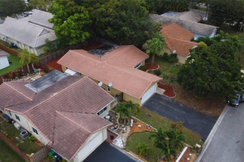 Villa ou maison à vendre à Coral Springs, Floride: 3 chambres, 133.59 m2 № 1988289 - photo 7