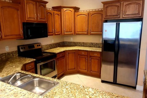Villa ou maison à louer à Sebring, Floride: 3 chambres, 146.97 m2 № 2102349 - photo 2