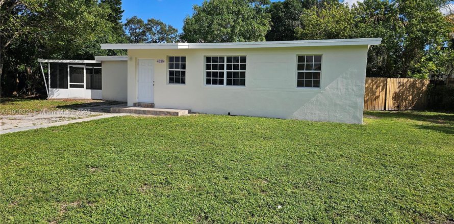 Дом в Вест-Парк, Флорида 3 спальни, 115.94м2 № 1957055