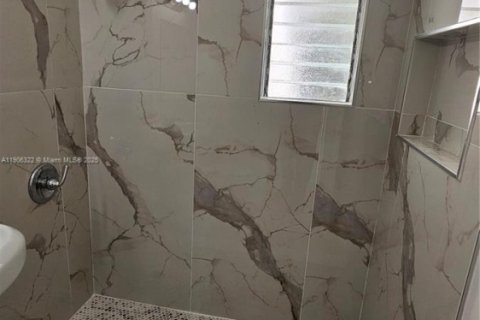 Купить виллу или дом в Вест-Парк, Флорида 3 спальни, 115.94м2, № 1957055 - фото 21