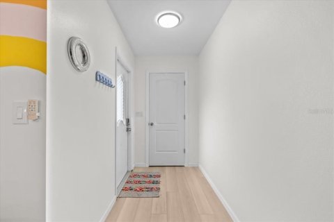 Casa en venta en Bradenton, Florida, 4 dormitorios, 199.83 m2 № 1901849 - foto 3