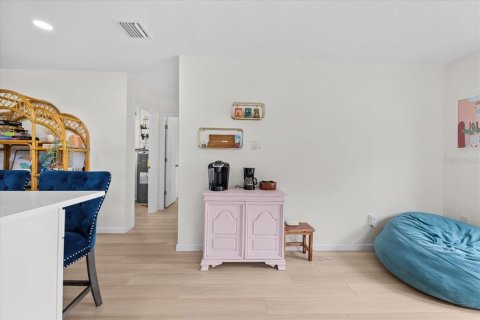 Casa en venta en Bradenton, Florida, 4 dormitorios, 199.83 m2 № 1901849 - foto 13