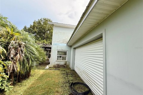 House in Haines City, Florida 1 bedroom, 434.41 sq.m. № 1848201 - photo 15
