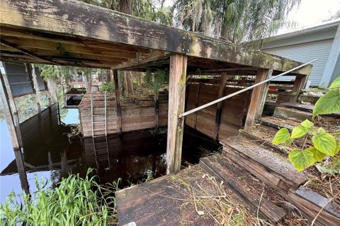 House in Haines City, Florida 1 bedroom, 434.41 sq.m. № 1848201 - photo 18